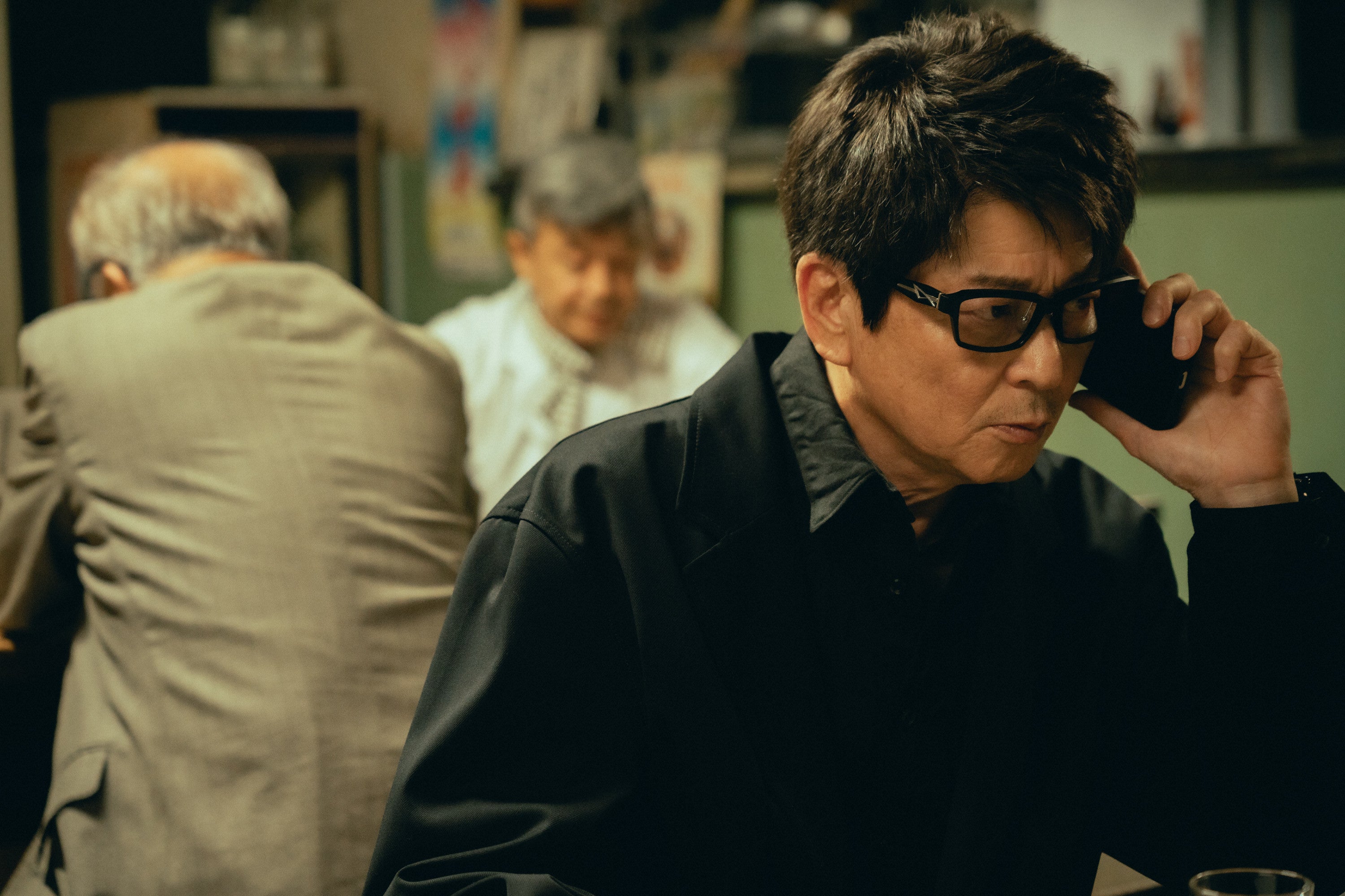 哀川翔「Qrosの女」第3話（C）「Qrosの女」製作委員会