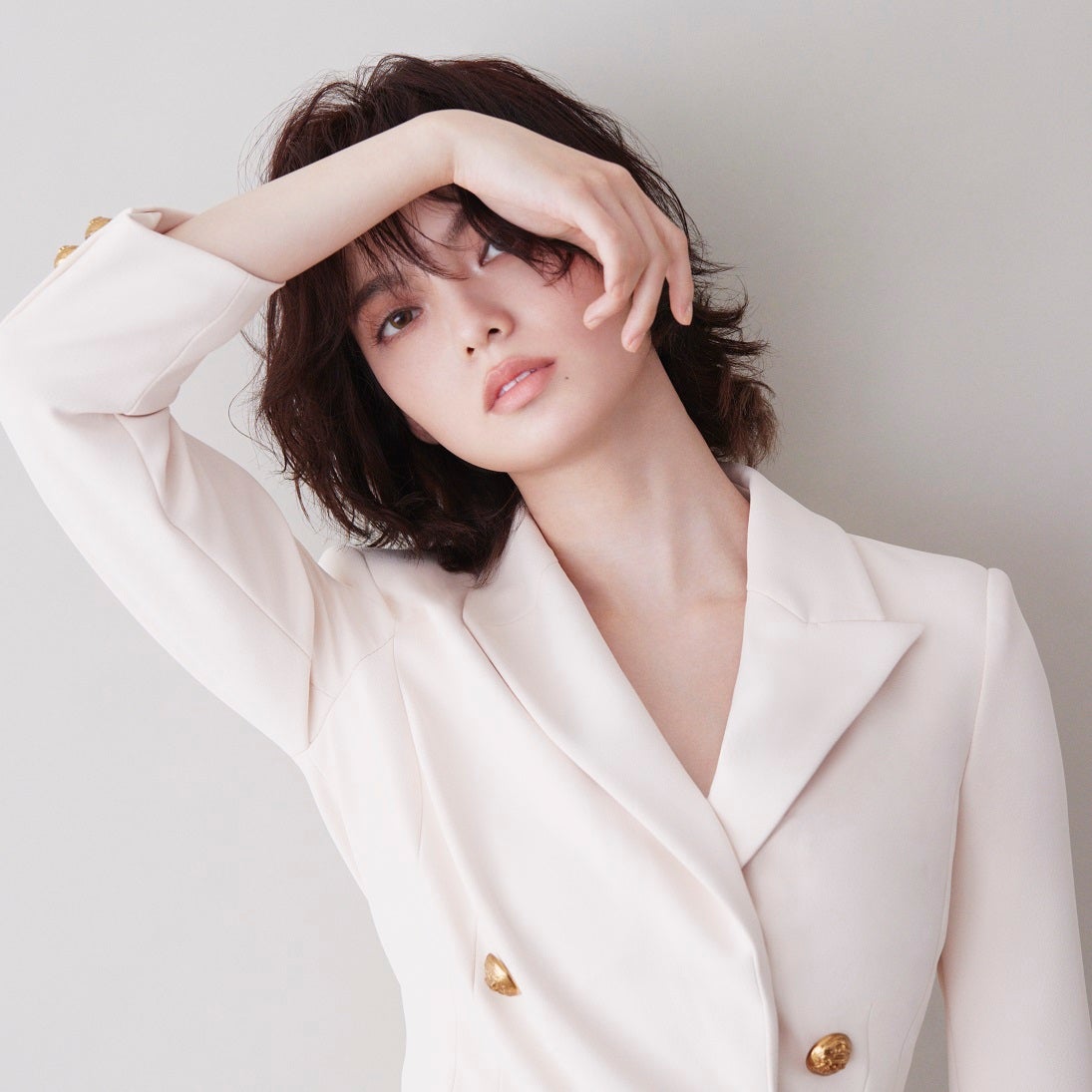 Amazon.co.jp: 平手友梨奈 サイン入りチェキ : おもちゃ