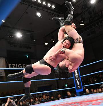 田村男児 世界Jr．ヘビー級王座奪還 20分超えの大激闘制して2年ぶりの返り咲き