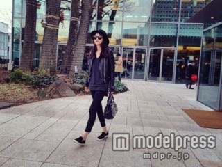 ナチュラルな動作がよりおしゃれ