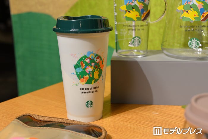 『Pokemon + STARBUCKS リユーザブルカップ コーヒーコネクション 473ml』¥1,300(C)モデルプレス