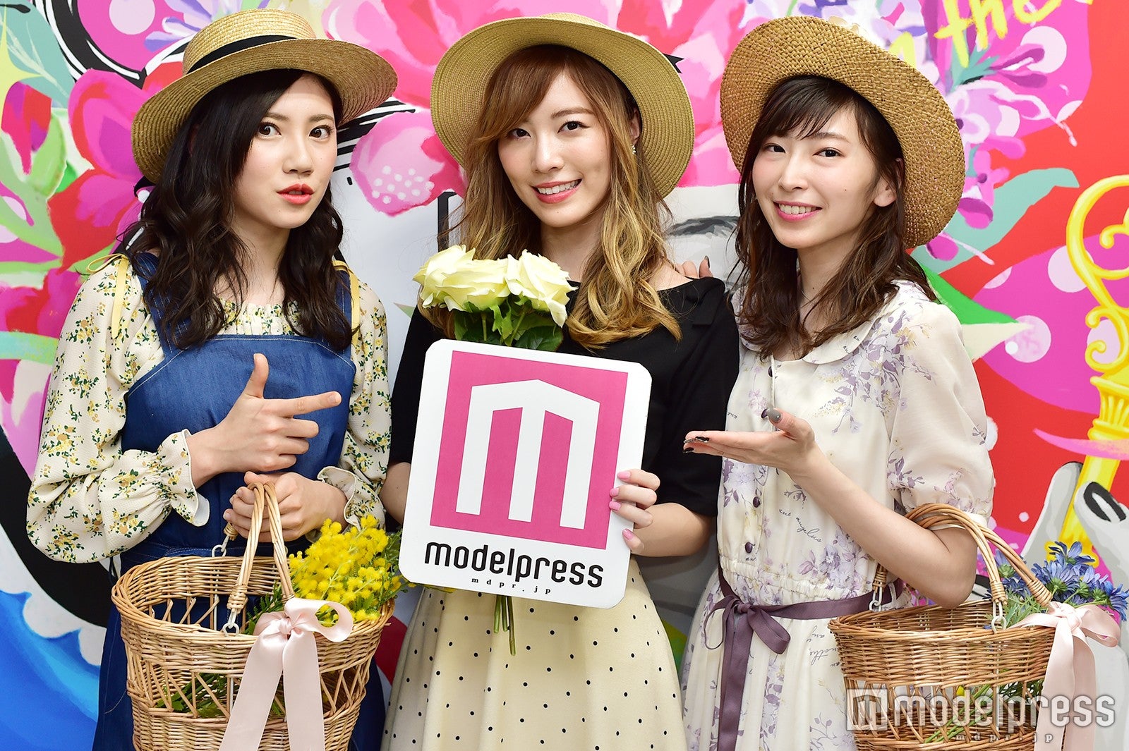（左から）北川綾巴、松井珠理奈、大矢真那（C）モデルプレス