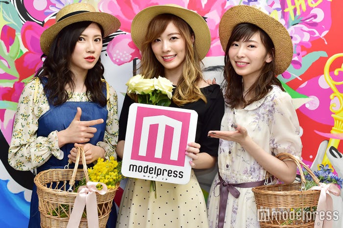 (左から)北川綾巴、松井珠理奈、大矢真那(C)モデルプレス