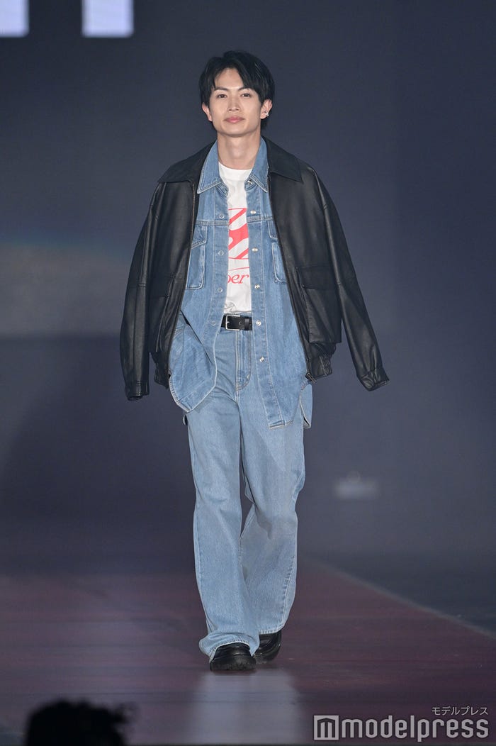 綱啓永(C)モデルプレス