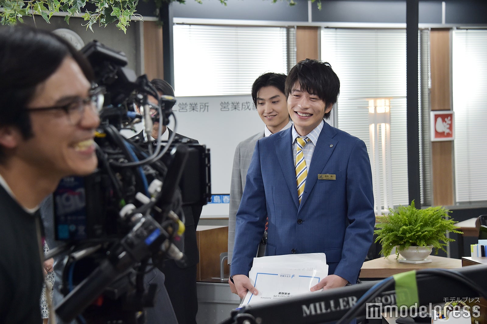 スタッフも笑顔になる （C）モデルプレス