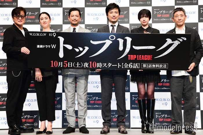 (左から)陣内孝則、小雪、池内博之、玉山鉄二、佐久間由衣、小林薫 (C)モデルプレス