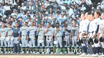 明暗分けたビデオ検証 白樺学園・亀田監督「待っている間に選手達のスイッチの入れ方が難しかった」「一、二塁で流れが向こうに」