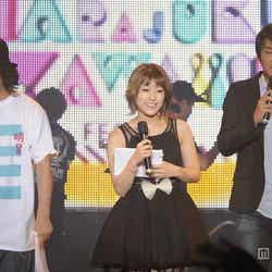 MCを務めたIMALU、エレキコミック/「HARAJUKU KAWAii!! FES 2012」より