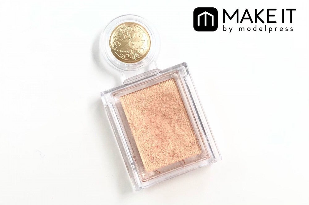 マジョリカ マジョルカ／シャドーカスタマイズ／BE286 ゴージャス姉妹／500円（税抜） (C)メイクイット