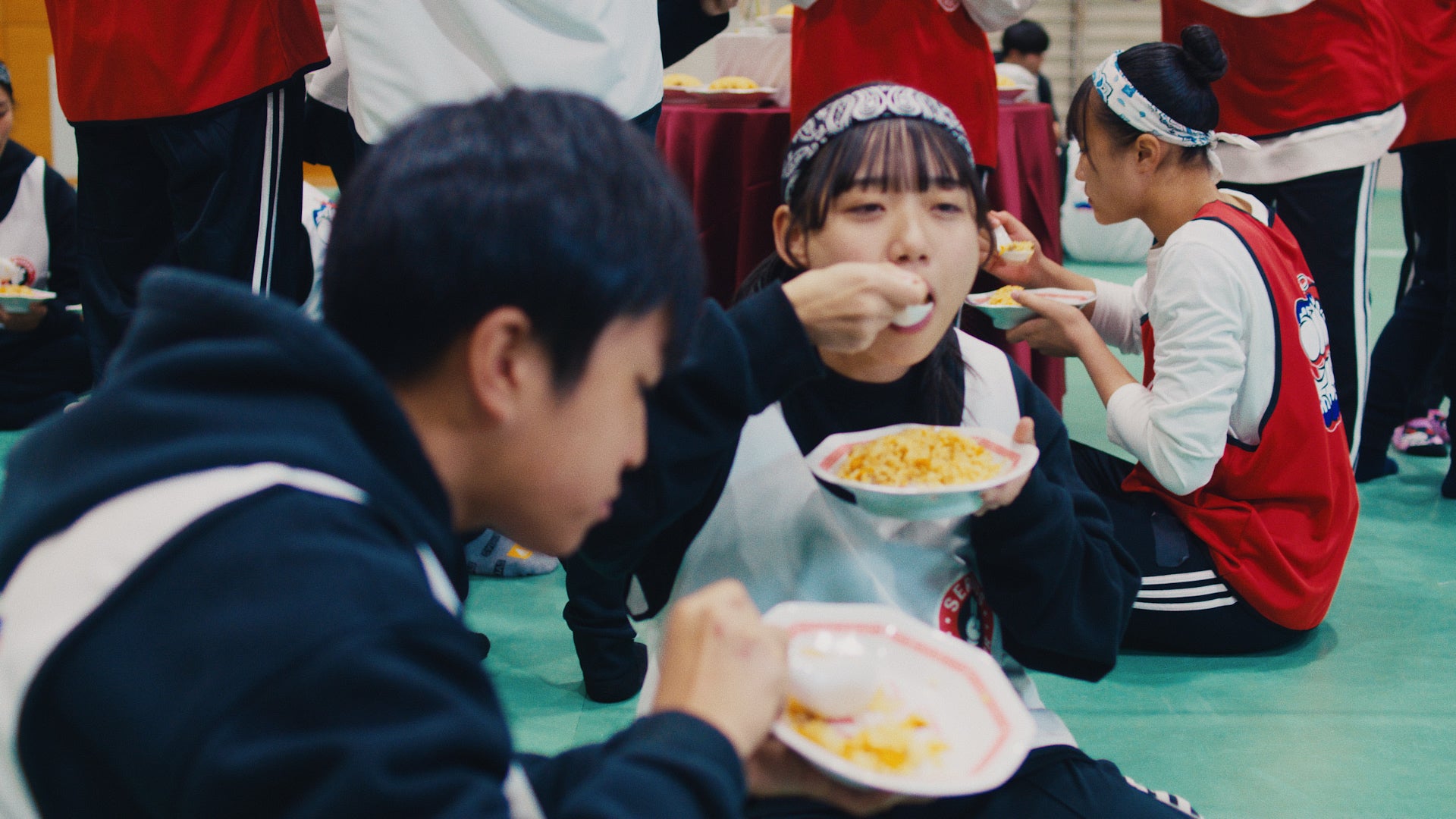 「青春は、お腹が空く」がメッセージ