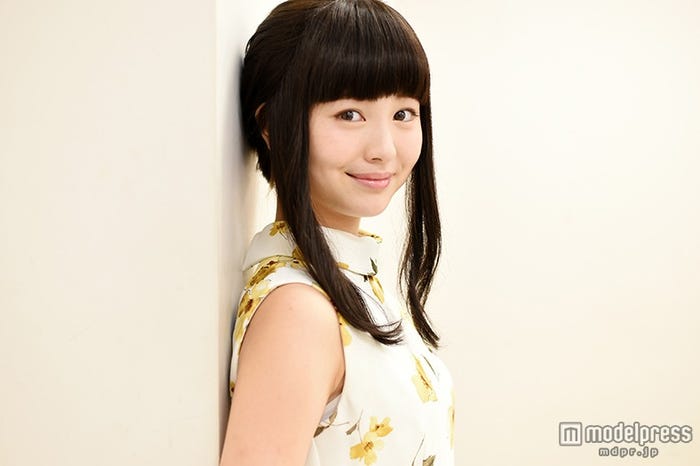 「どんなことも楽しめるタイプ」/浜辺美波