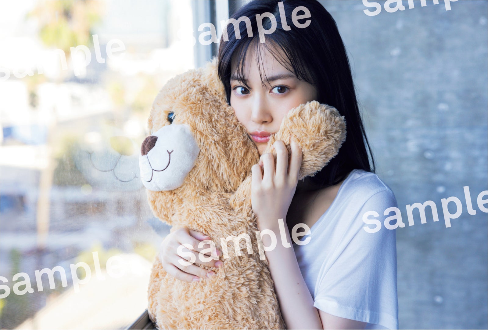 乃木坂46山下美月、胸元チラリ 2nd写真集全16種の書店限定ポスト