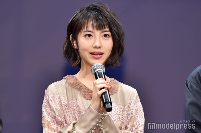 浜辺美波 (C)モデルプレス