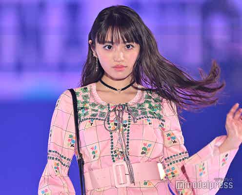 香音、スラリ美脚輝く ピンクワンピ姿が華やか【GirlsAward 2024 S/S】