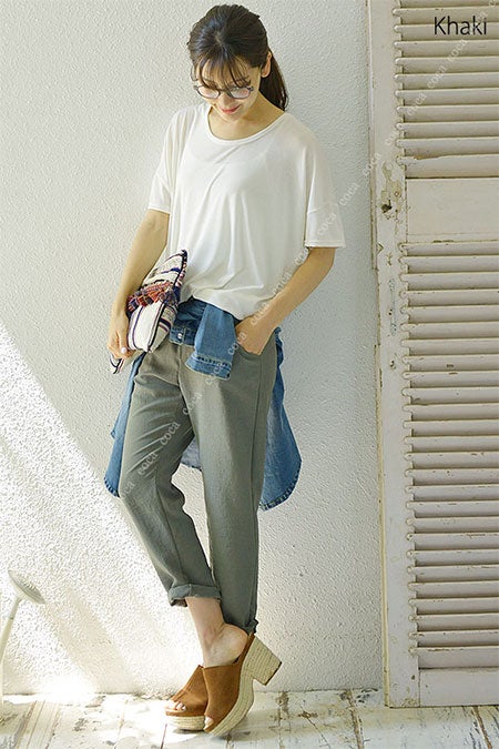 サラッとした着心地の大人クロップドパンツ「coca」2,690円（税込）