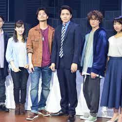 （左から）西川大貴、梅田彩佳、上口耕平、福田悠太、内藤大希、谷口あかり（C）モデルプレス