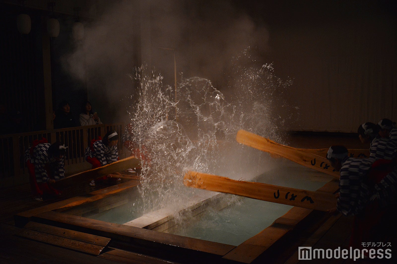 熱乃湯（C）モデルプレス