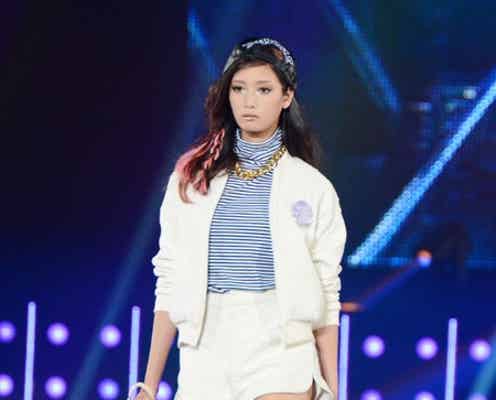 菜々緒、セクシー美脚に3万人うっとり