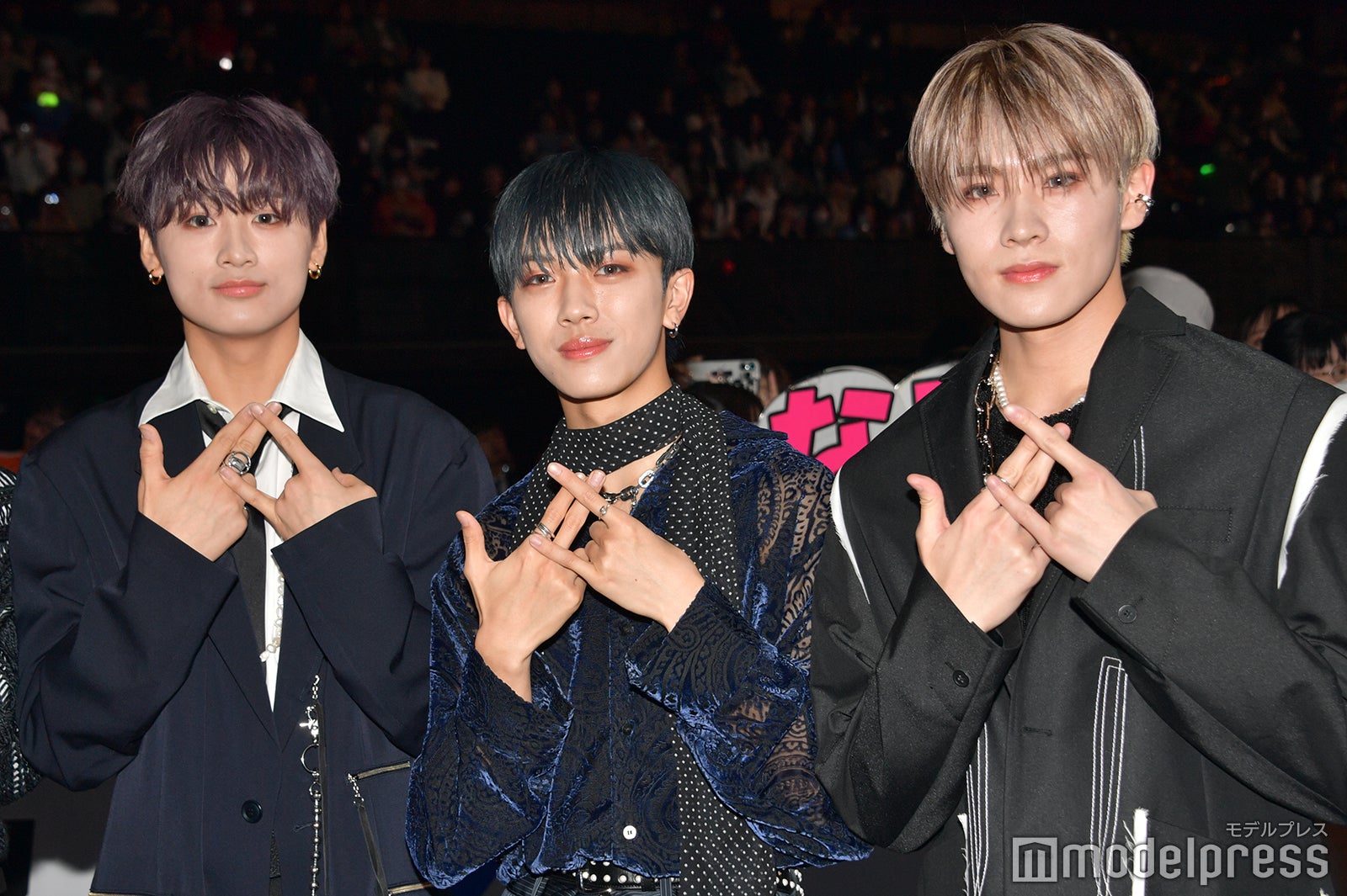 DXTEEN、デビュー約7ヶ月で賞獲得で“さらなる飛躍”に期待 初ブルーカーペット闊歩＜MTV VMAJ 2023ブルーカーペット＞