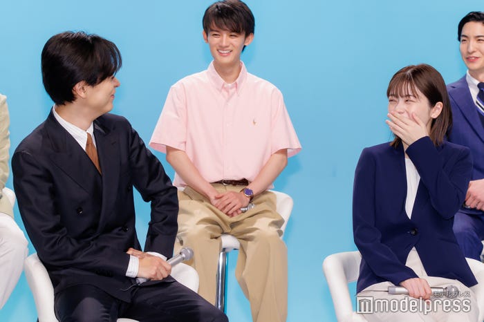 成田凌、藤原大祐、小芝風花(C)モデルプレス