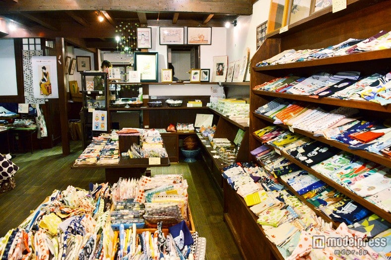 てぬぐいのセレクトショップ／画像提供：くるみや