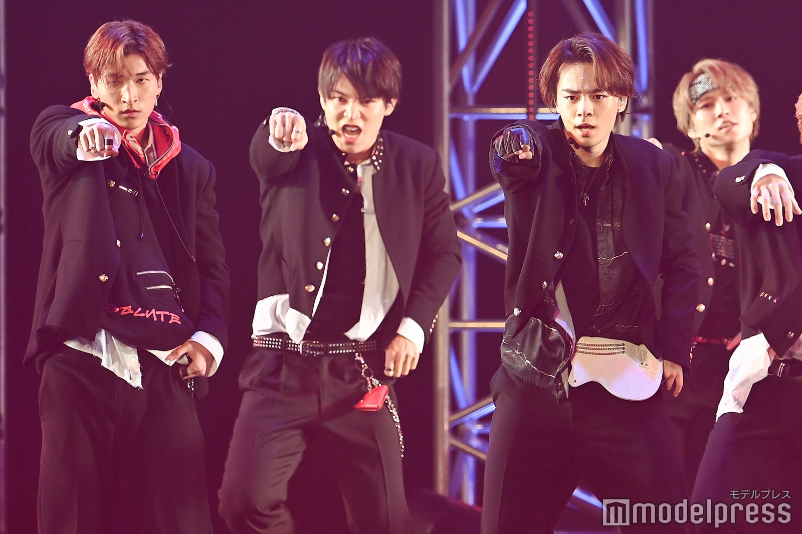 JO1（C）モデルプレス