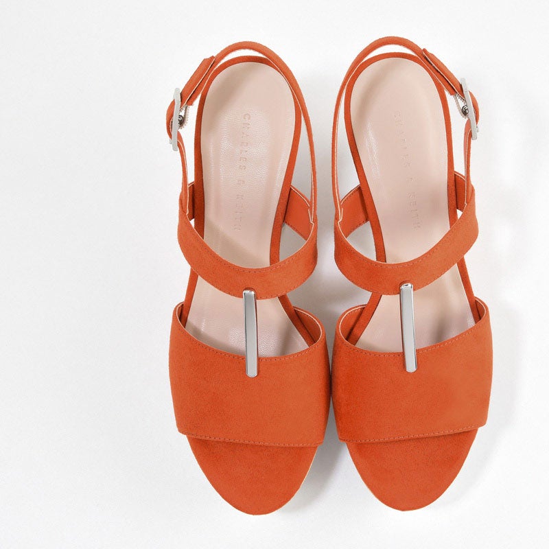 トライトーンプラットフォームウェッジ「CHARLES & KEITH」4,050円（税込）／画像提供：CHARLES & KEITH OFFICIAL ONLINE STORE