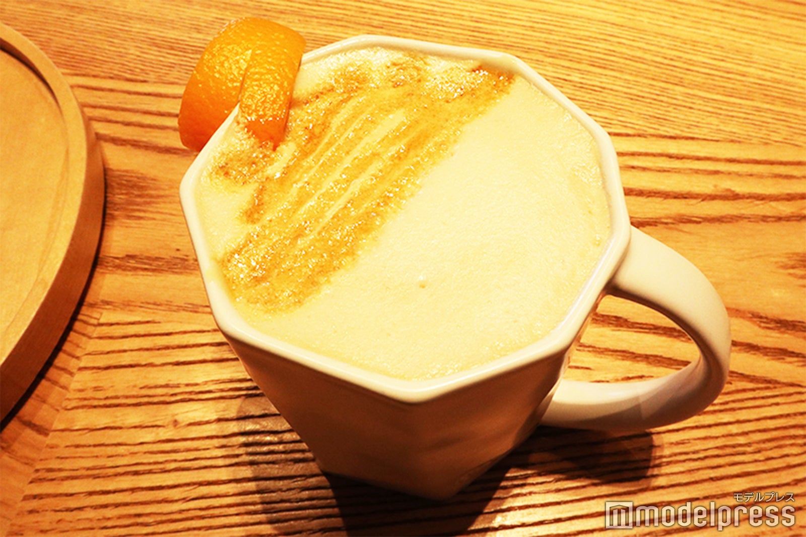 「バタースコッチ チャイ ティー ラテ」（C）モデルプレス