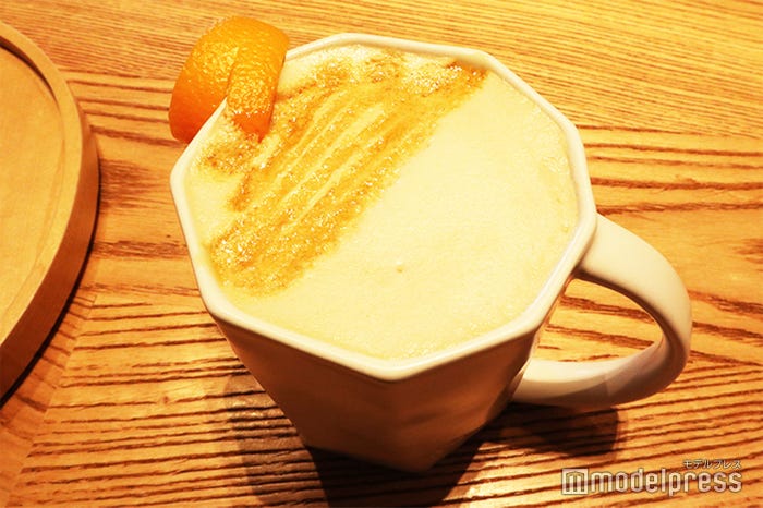 「バタースコッチ チャイ ティー ラテ」(C)モデルプレス