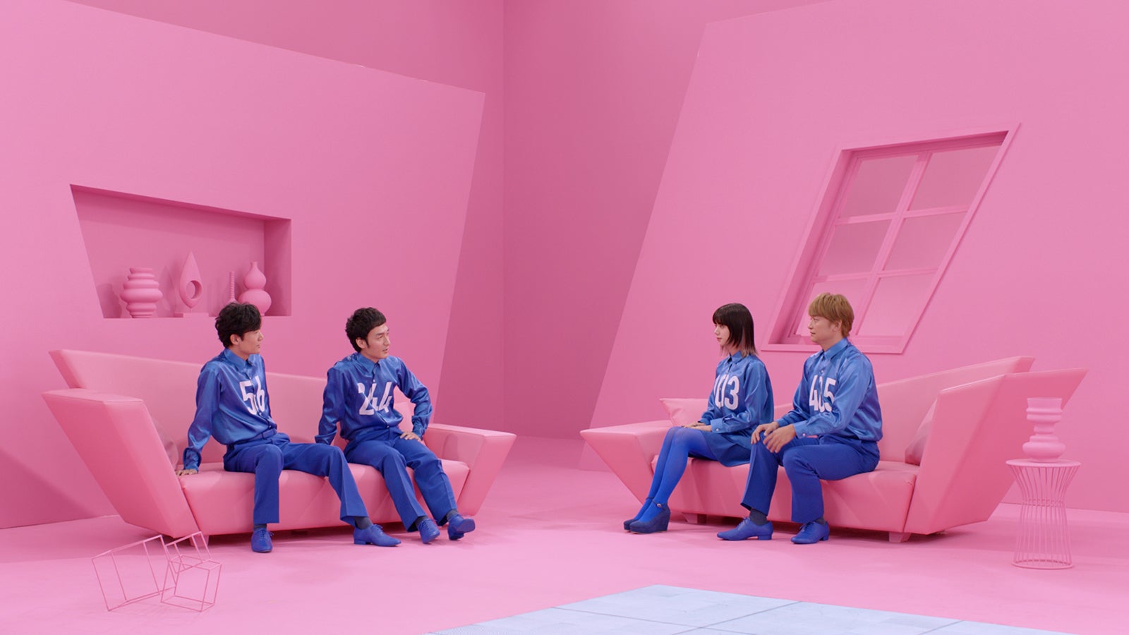 池田エライザ（中右）が仲間入り（提供写真）