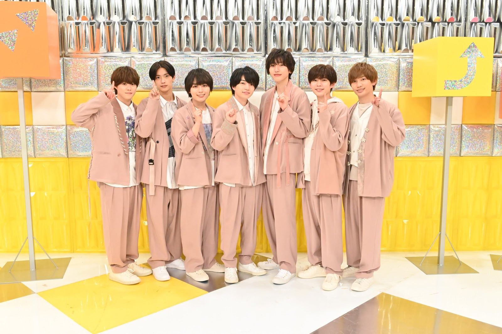 なにわ男子「まだアプデしてないの？」祝1周年　関西Jr.から“アプデ”「感謝の1年」＜取材全文＞