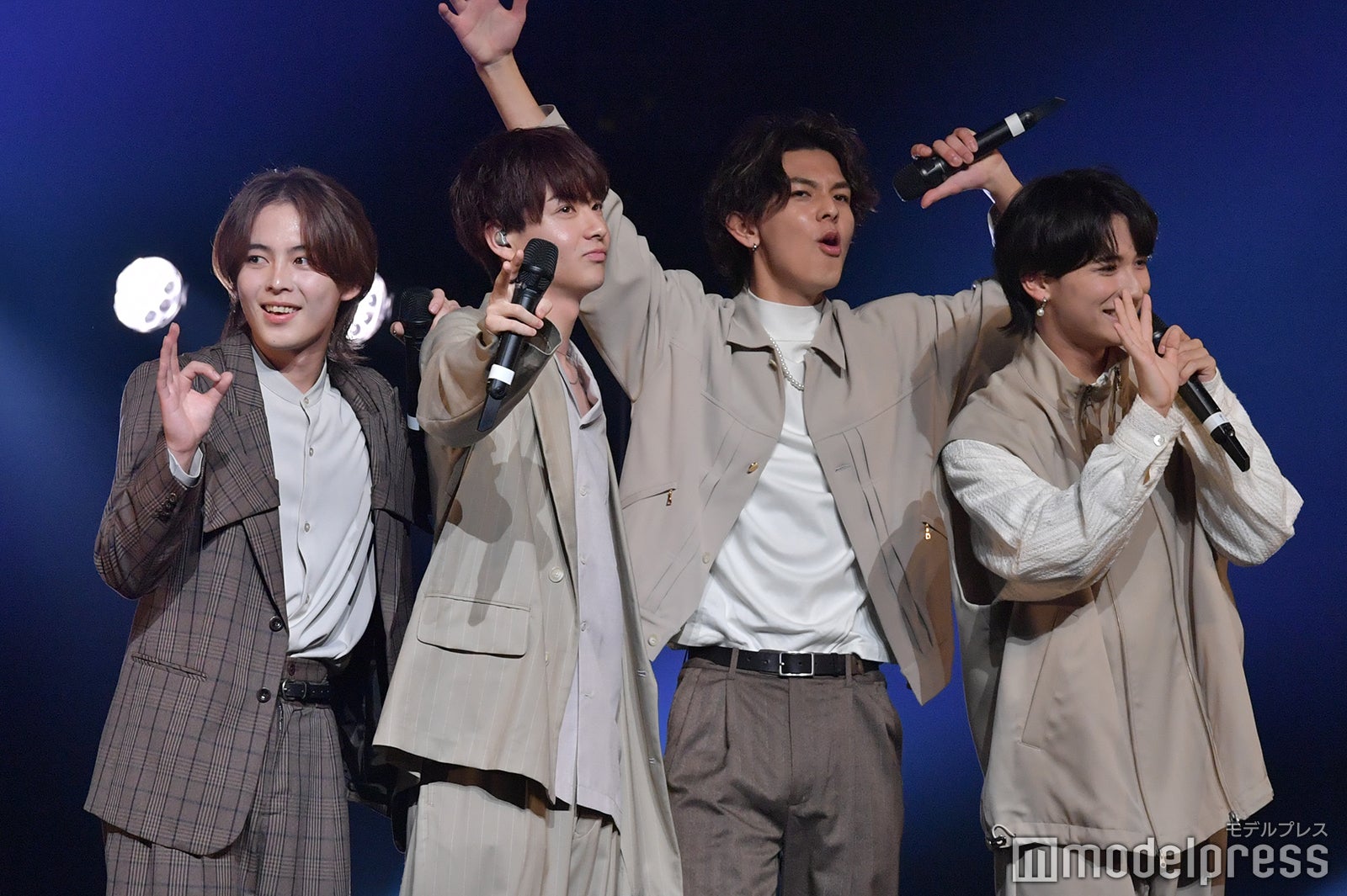 crhug（C）モデルプレス