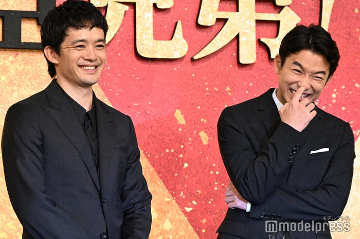 池松壮亮、仲野太賀(C)モデルプレス