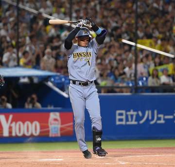 阪神・森下翔太が代打で登場し四球、代走送られず 下半身コンディション不良でスタメン外れるもフルスイング見せる