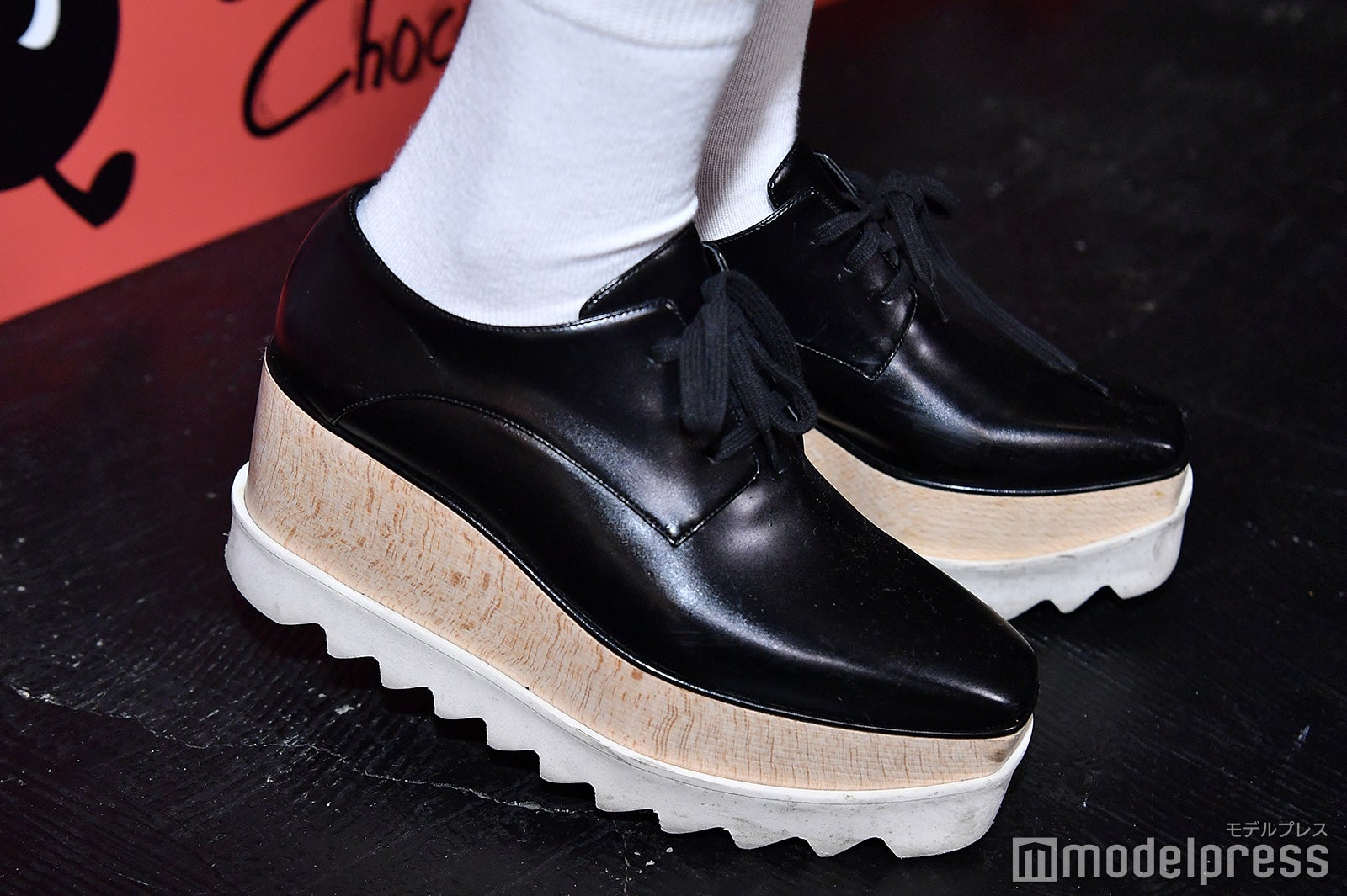 足元はステラ・マッカートニー／ちぃぽぽ（C）モデルプレス