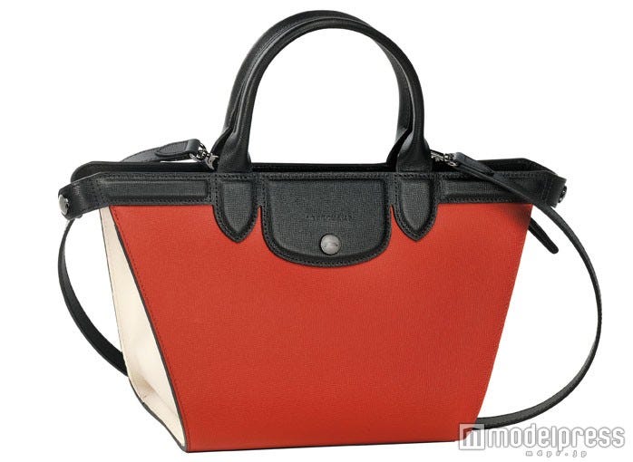 ロンシャン「ル プリアージュ(R)エリタージュ トリコロール」トップハンドルバッグ(W18xH17xD11cm、テラコッタ×ブラック)/112,000円(税抜)