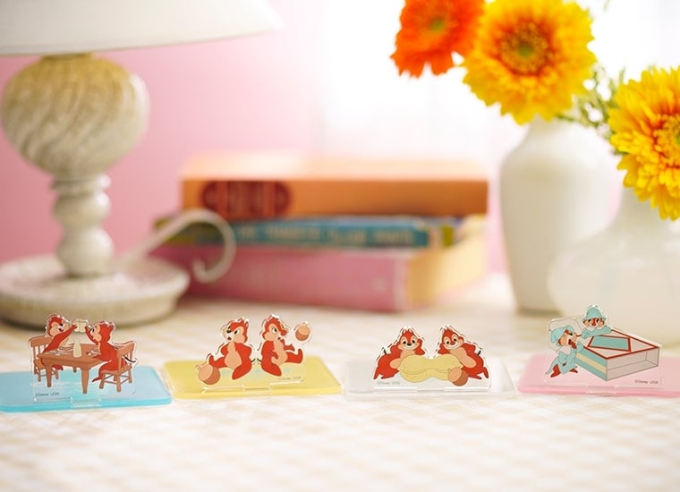 【スーベニア】アクリルスタンドコースター（ランダム 4種）税込990円（C）Disney