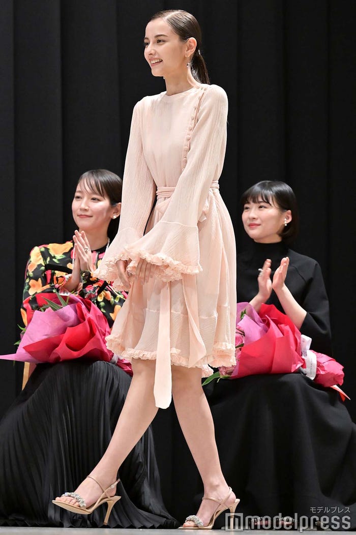 嵐莉菜(C)モデルプレス