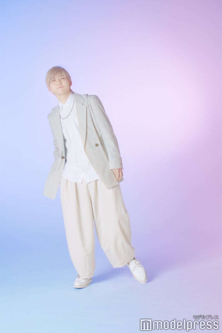 （C）モデルプレス