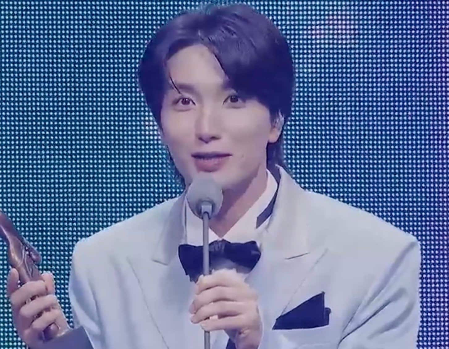 デビュー22年目を迎えたSUPER JUNIOR、最年長リーダー・イトゥク（42）、長く続けるために「賞をいただくのも大事だけれどステージで長く一緒に活動」