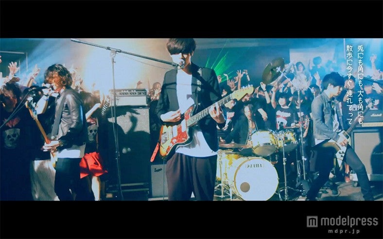 [Alexandros]「Dog 3」ミュージックビデオより