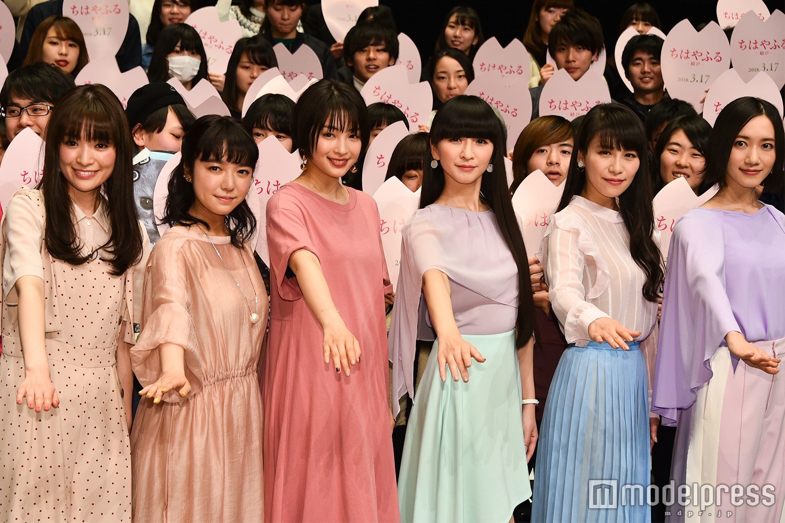 優希美青、上白石萌音、広瀬すず、かしゆか、あ～ちゃん、のっち （C）モデルプレス