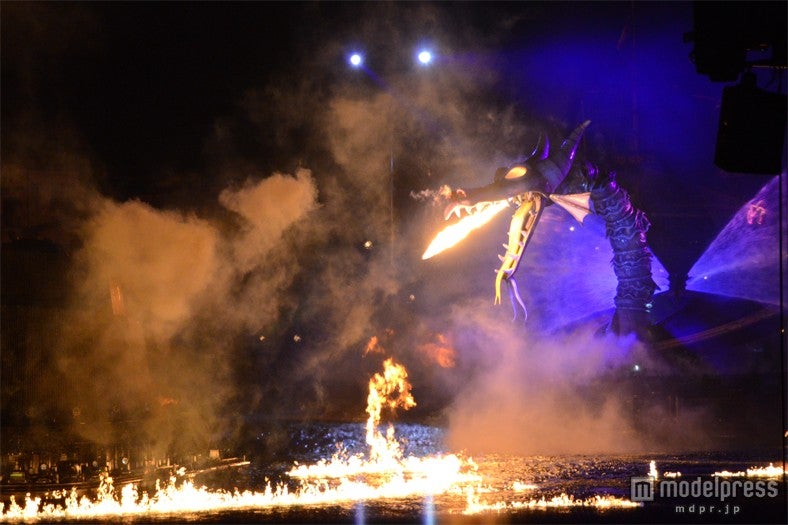 東京ディズニーシー「カラー・オブ・クリスマス」