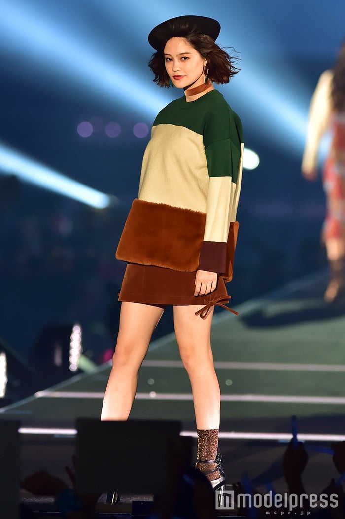 小松菜奈バースデー Emmaが祝福 えまなな 2ショットに 待ってました ファン歓喜 モデルプレス