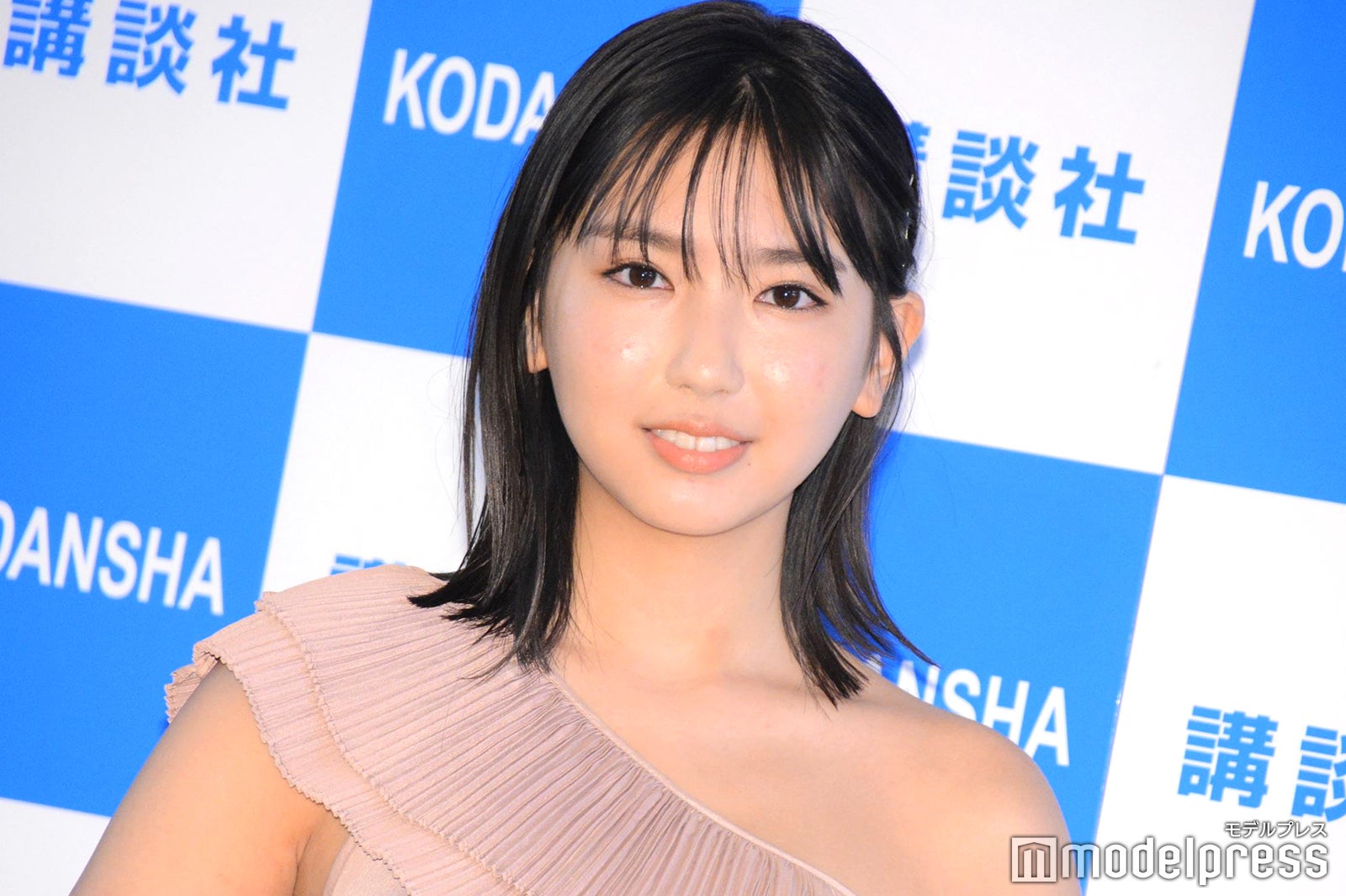 “令和のグラビアクイーン”沢口愛華、ギリギリショットにも自信　高校卒業後は女優業に意欲