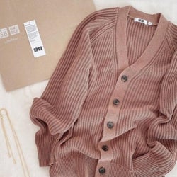 まさかの990円も!?ユニクロはむしろ“メンズ”が可愛い♡「いちおしアイテム」5選