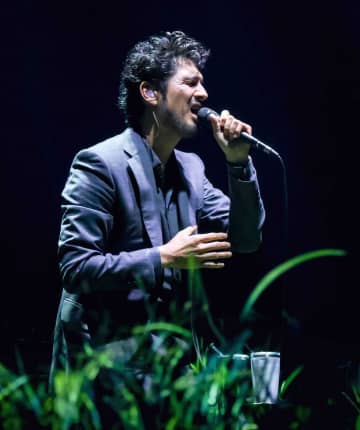 平井堅らしさ全開 しっとりボイスで30周年ツアー締め「30年間、僕を歌手として生きさせてくれて本当に感謝」