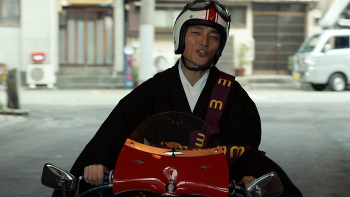 草なぎ剛/新CMより(提供画像)