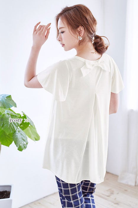 後シフォン切替カットソーフレアチュニック「Pierrot」2,280円（税込）／画像提供：Pierrot