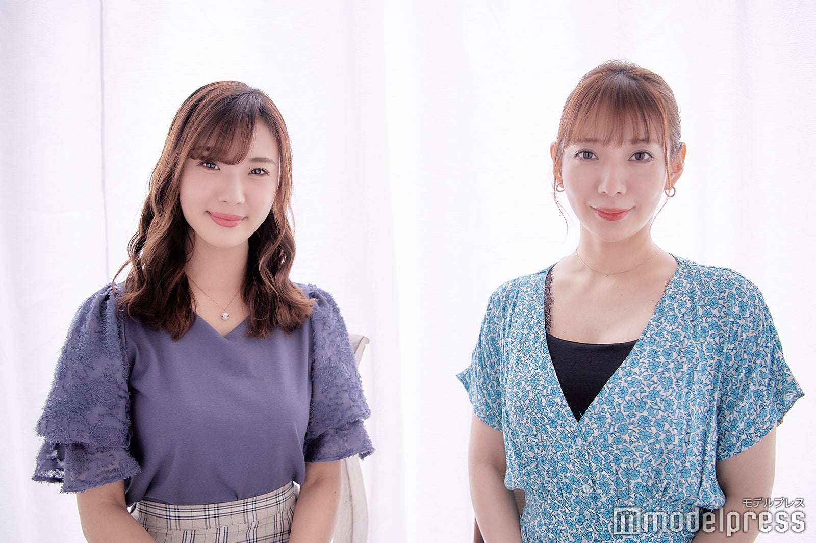 （左から）雪音まりな、茉莉邑薫（C）モデルプレス